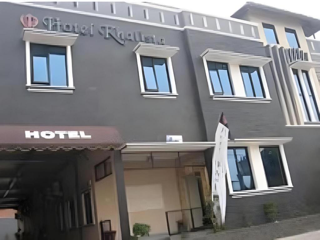 Hotel Khalista Purwakarta Esterno foto