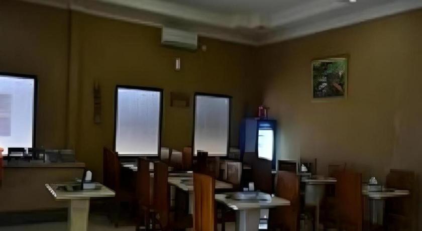 Hotel Khalista Purwakarta Esterno foto